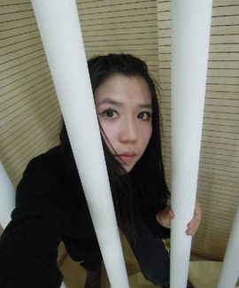 可爱丹儿主播照片