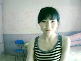 末世小妖❤红唇笑540主播照片