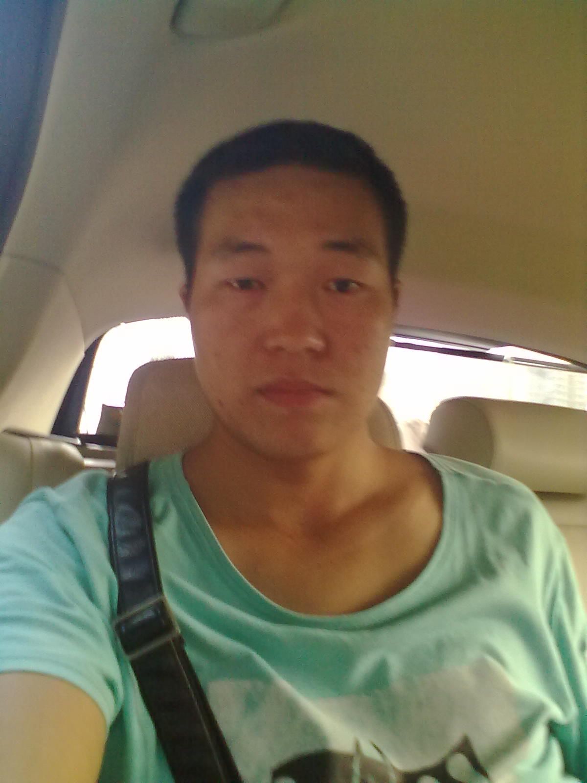 zouxiushan主播照片