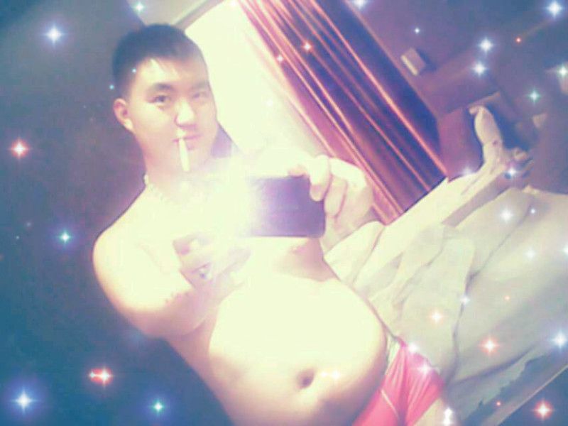 ζั͡އއއ白闹白闹的主播照片