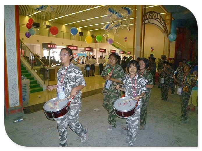 野狼特训基地的主播照片
