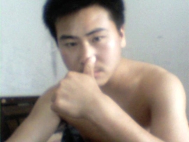 你的爱我愁啊主播照片
