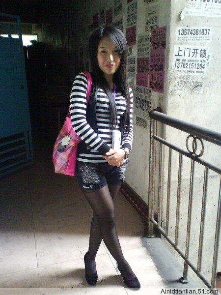 ───╄柳风公主的主播照片