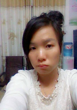 林璐璐主播照片