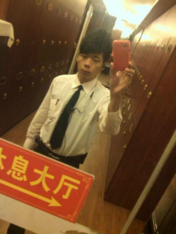 ═╬→祂訆ㄨ男神的主播照片