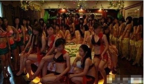人都是Bi出来的的主播照片