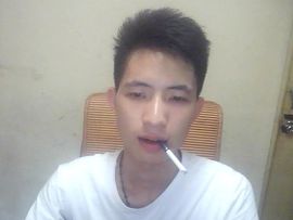 抬头望还是那片天主播照片