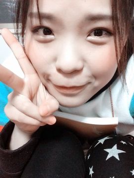 ●﹏●rika”綰心主播照片