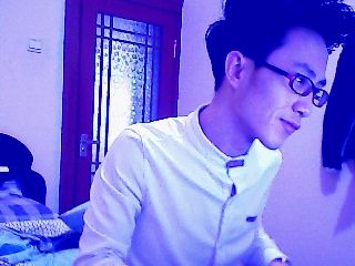 昵称违规，请重新修改主播照片