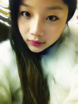 悠悠ˇ主播照片