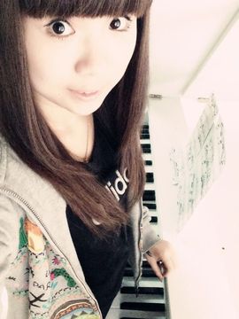 ＹＳ∶脾气不好√主播照片