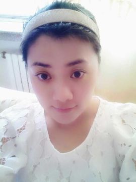 美言小主主播照片