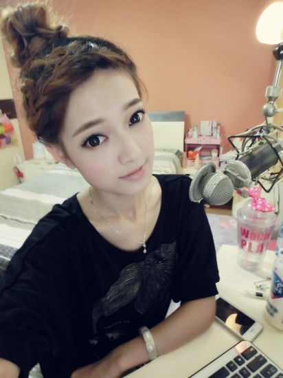❤❤爱猫♡小盆友°的主播照片