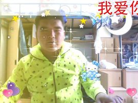 龙少牛奔主播照片