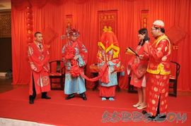 京城中式司仪二师兄主播照片