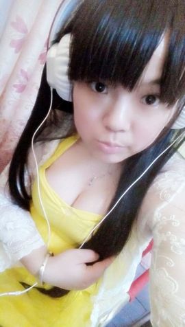 画房间号879898主播照片