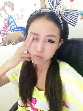 花开易见落难寻。主播照片