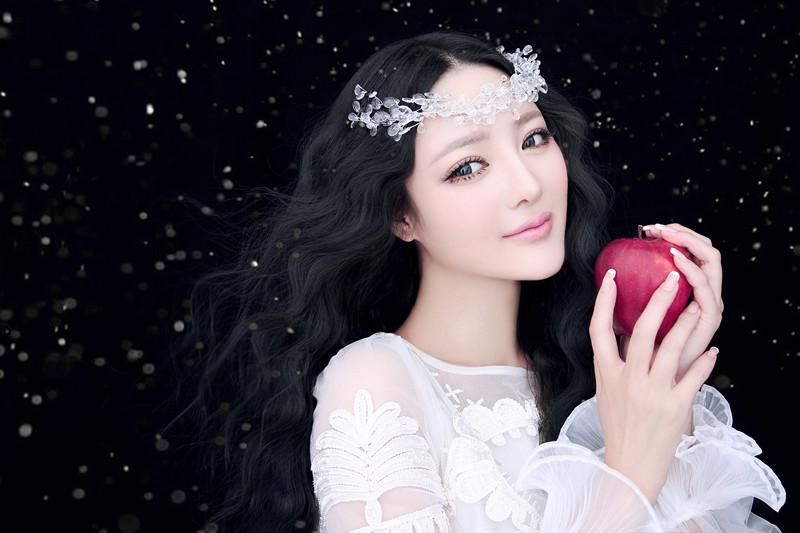 东皇vs鹏少的主播照片