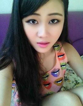 奕露西$唱歌主播照片