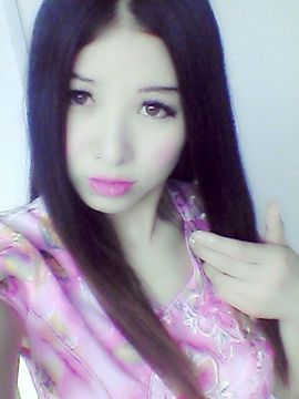 永爱哒哒主播照片