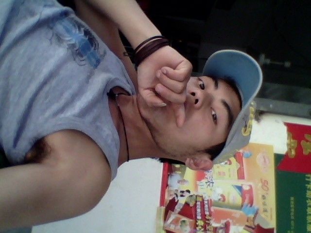 刘信心的主播照片