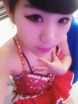 王小驴111主播照片