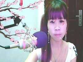 凋零花花主播照片