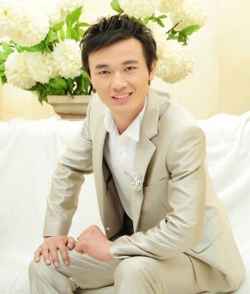 惠金先的主播照片