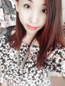 西西西西西溪主播照片