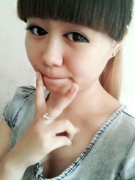 筱艺丶狠拽主播照片