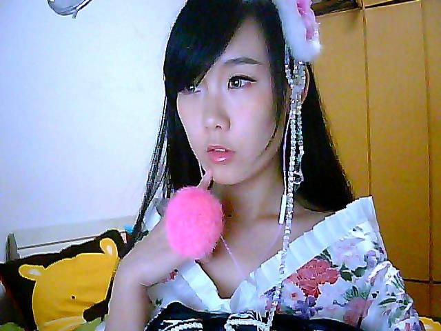 ゞ╃聚、美味小桃子灬主播照片