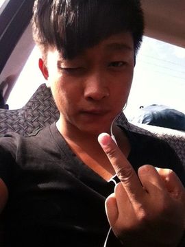 什麼跟什麼啊？主播照片
