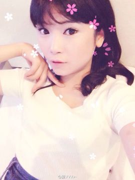 Taozi桃子主播照片