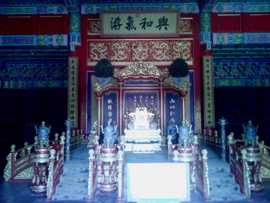 玉龙文华五度传媒主播照片