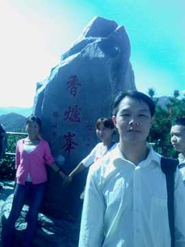 玉龙文华五度传媒主播照片