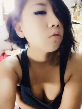 贼啦稀罕大坤得小米娜主播照片