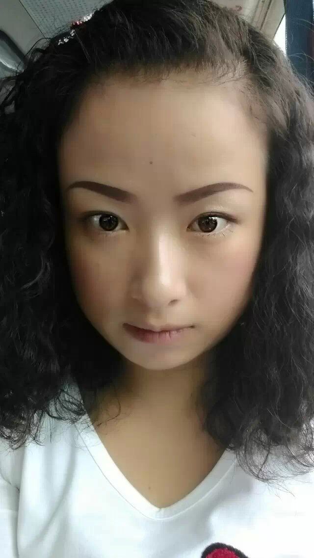 娜样美丽的主播照片