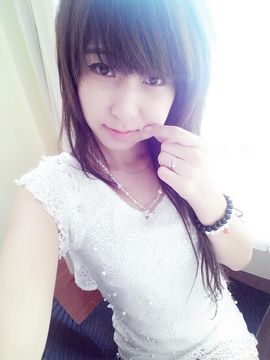 -萌兮baby主播照片