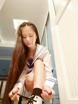 嗯哼Joan主播照片
