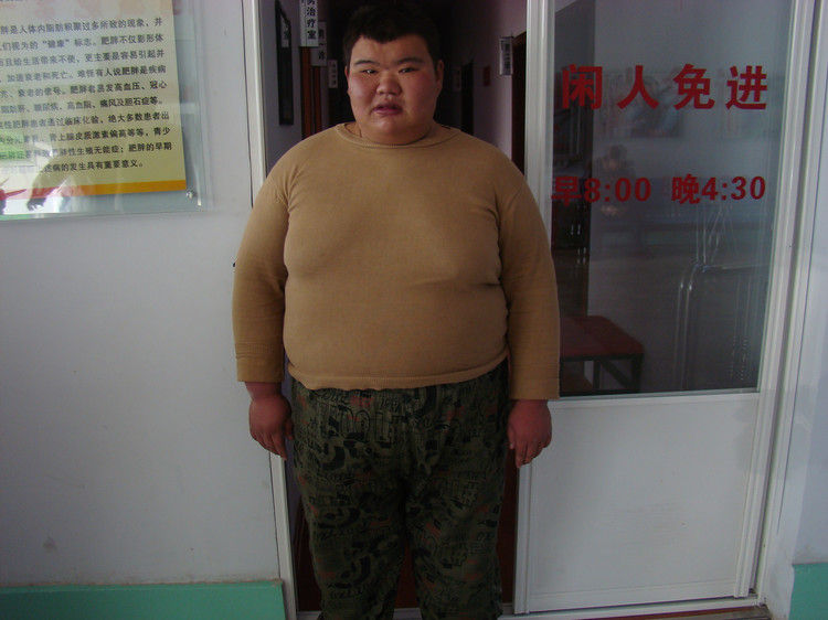 最近失眠主播照片