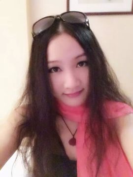 【品】小茶叶主播照片