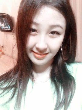 沈娜娜主播照片