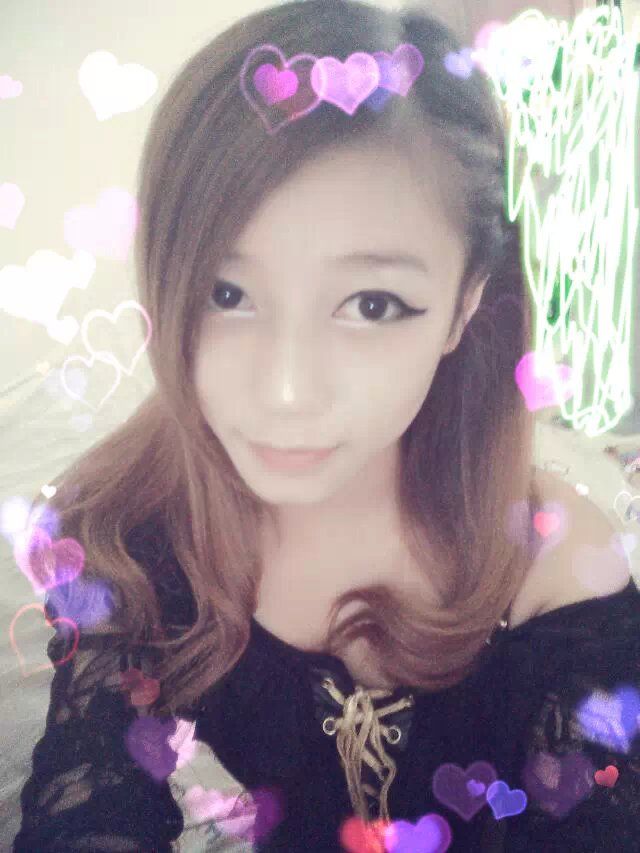 冷研希的主播照片