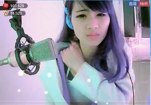 风中的风铃的图片