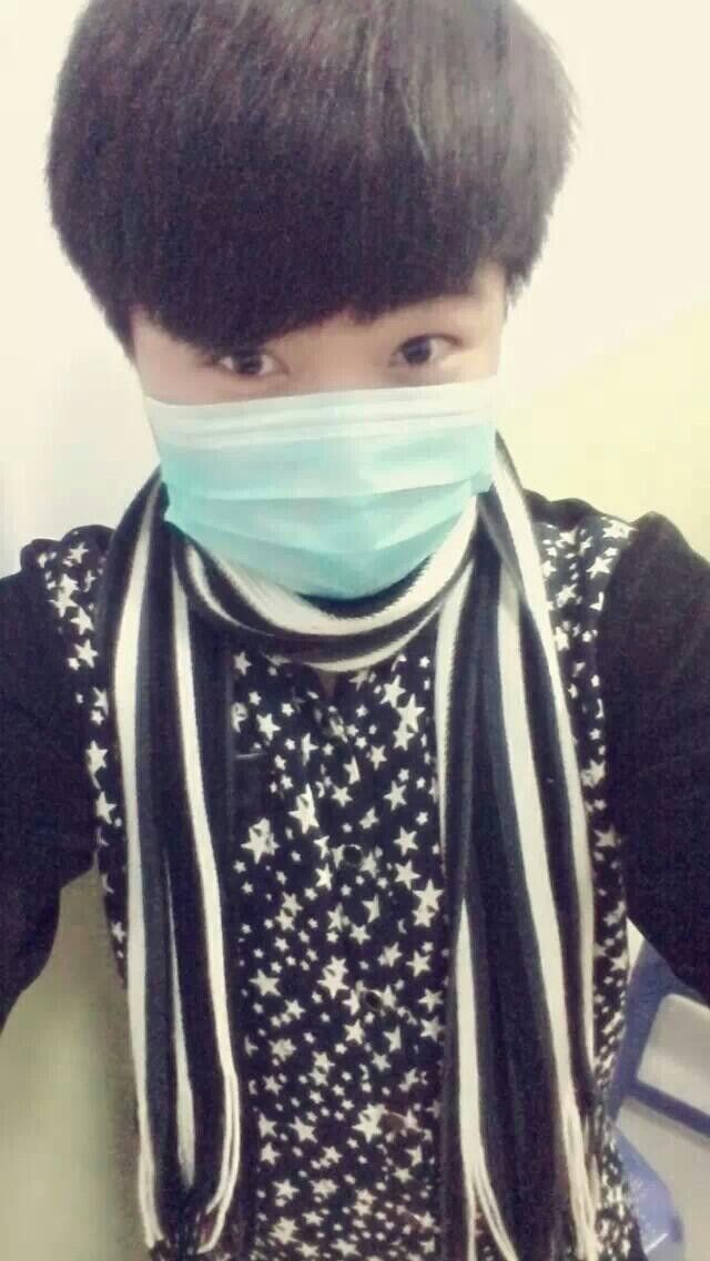 视频主播何总的主播照片
