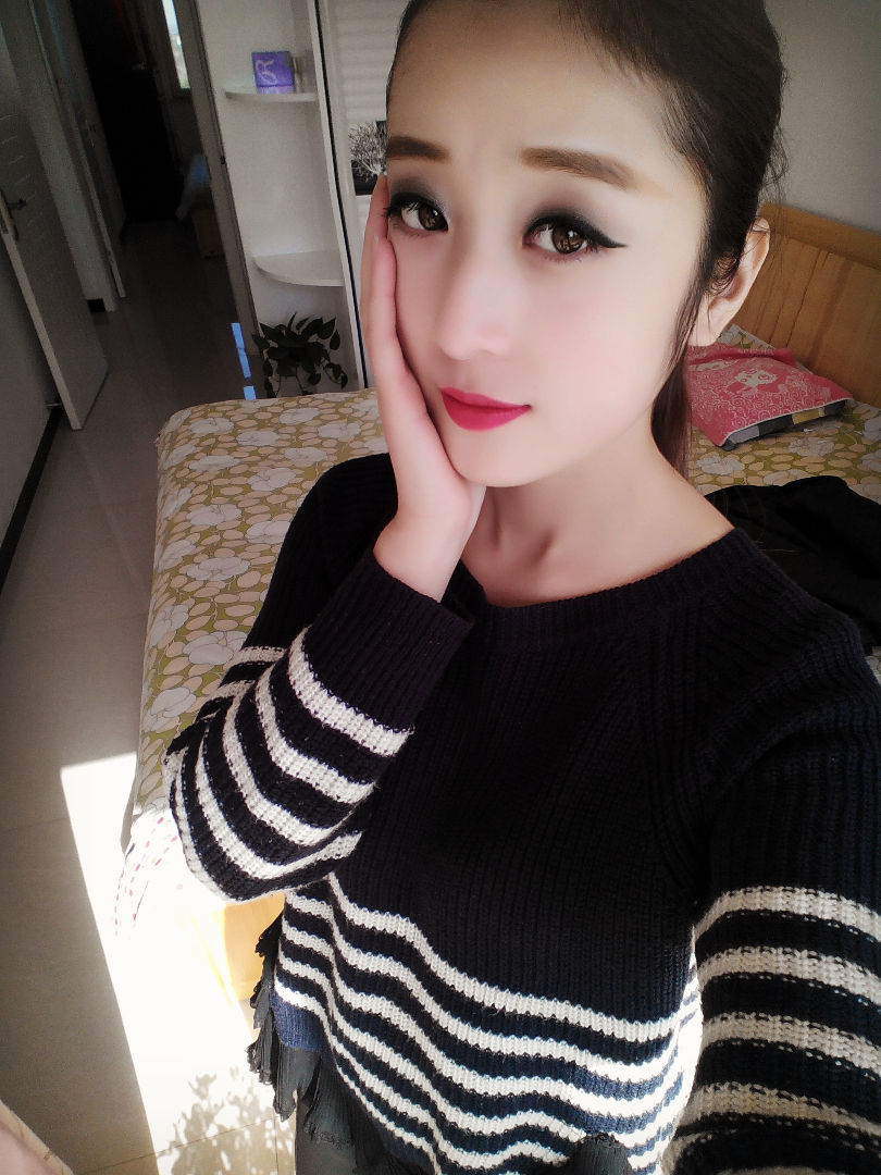 小小小小小菲的主播照片