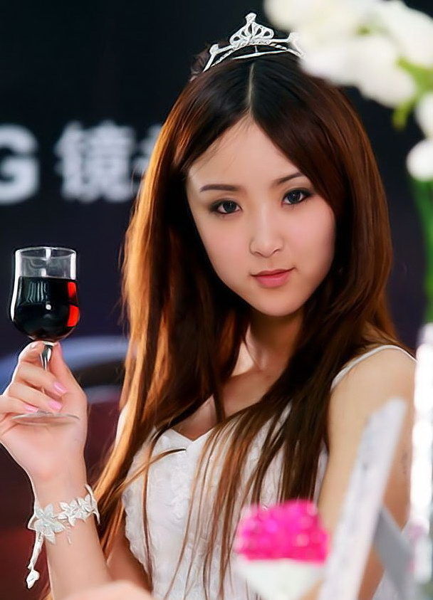 ~午夜~幽魂~的主播照片