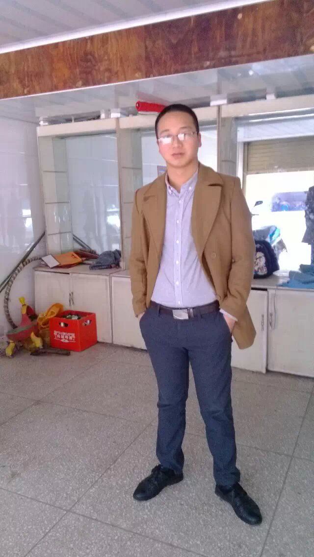 镒铭~的主播照片