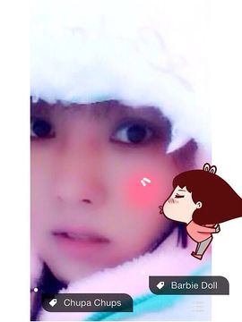 小鱼儿小白鲨主播照片