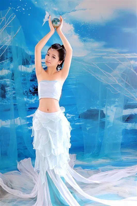 风中的风铃的图片